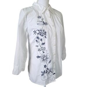 JM Collection Floral Embroidered White Cotton Button Down Western Top Size 8